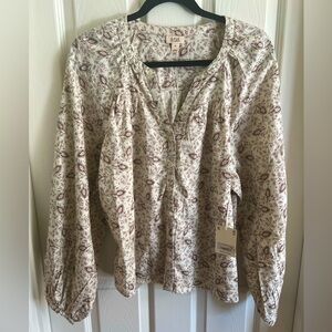 NWT a.n.a top…ivory with brown paisley design..size XL.
